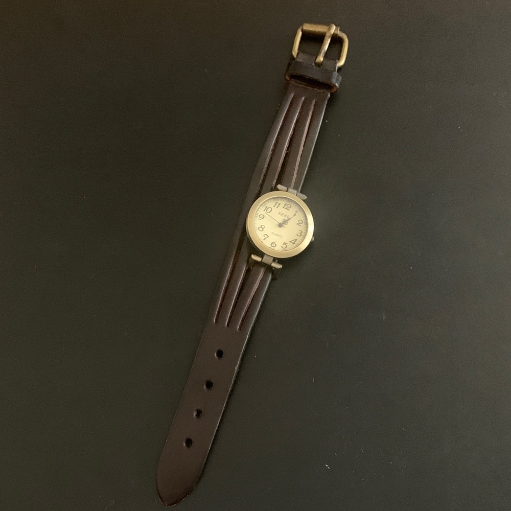 🔋included - Brown Leather Strap Watch with Gold Face